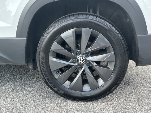 Used 2024 Volkswagen Taos S image 19