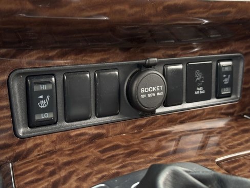 Used 2017 Nissan Armada SL image 19