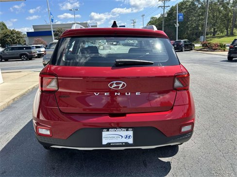 Certified 2020 Hyundai Venue SEL image 5