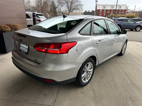 Used 2016 Ford Focus SE image 7