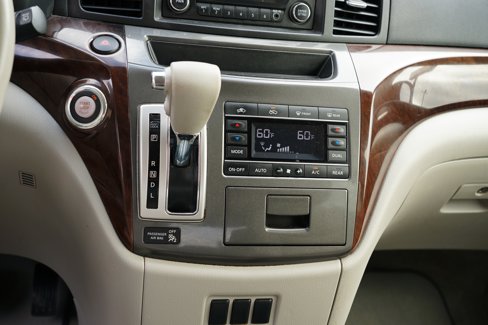 Used 2014 Nissan Quest SV image 22