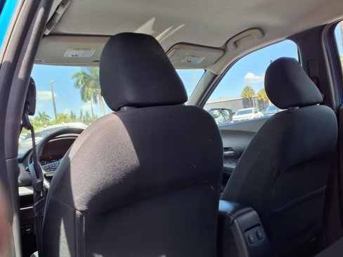 Certified 2023 Nissan Kicks SR image 13