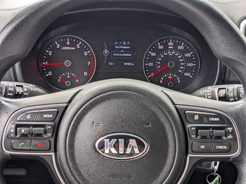 Used 2017 Kia Sportage LX image 15