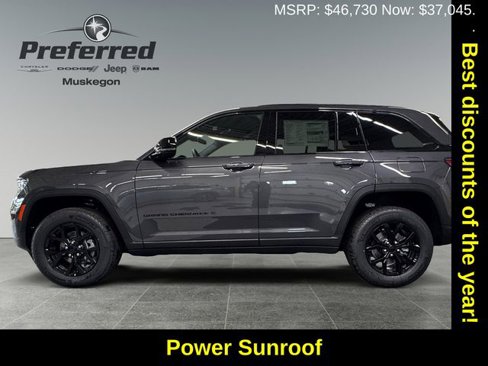 New 2025 Jeep Grand Cherokee Altitude image 2
