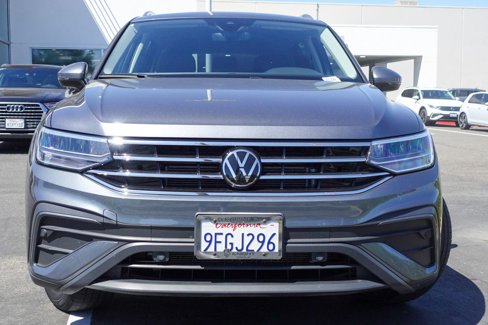 Used 2024 Volkswagen Tiguan SE image 5