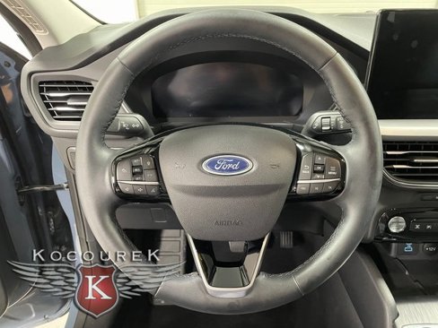 Used 2023 Ford Escape Platinum w/ Premium Technology Package image 14
