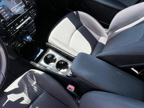 Used 2018 Toyota Prius Prime Plus image 14