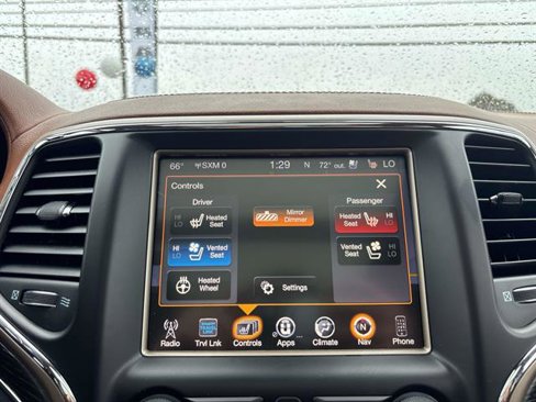 Certified 2016 Jeep Grand Cherokee Summit image 23