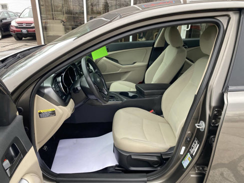 Used 2013 Kia Optima LX image 10