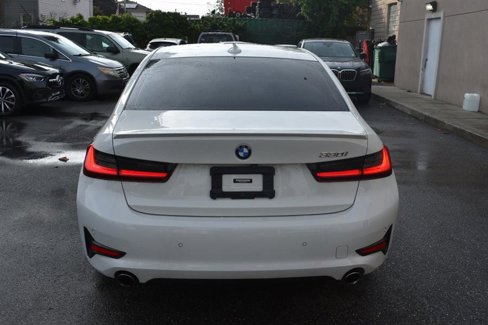 Used 2022 BMW 330i Sedan w/ Convenience Package image 7