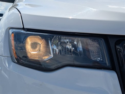 Used 2021 Jeep Grand Cherokee Laredo X image 10