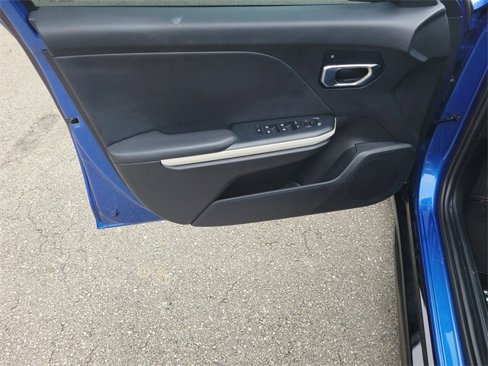 Certified 2025 Kia K4 GT-Line image 18
