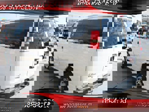 Used 2014 Chevrolet Express 2500 LS image 26