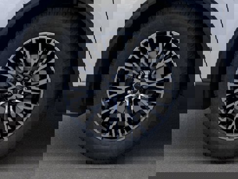 New 2025 Ford Escape SE image 19