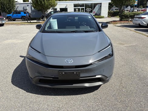 Used 2025 Toyota Prius LE image 2