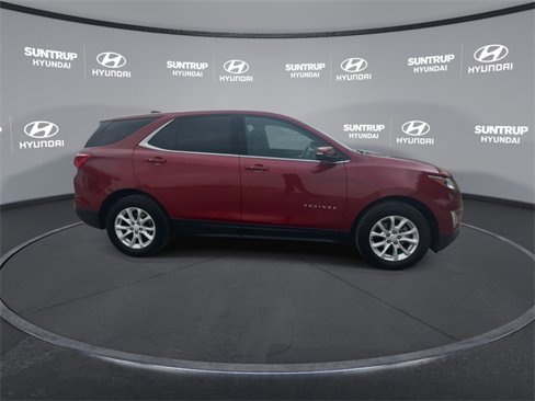 Used 2018 Chevrolet Equinox LT image 24