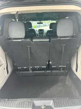 Used 2018 Dodge Grand Caravan SXT image 9