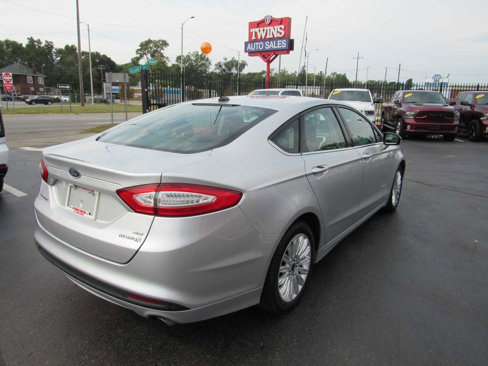 Used 2014 Ford Fusion SE image 6