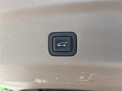 Used 2022 GMC Yukon Denali w/ Max Trailering Package image 23