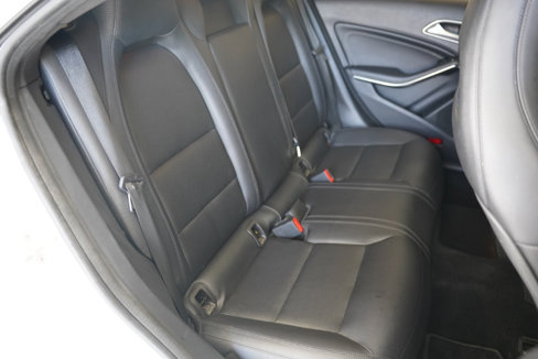 Used 2014 Mercedes-Benz CLA 250 image 39