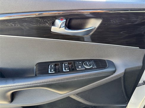Used 2020 Kia Sorento EX image 8