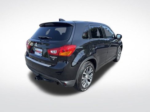 Used 2017 Mitsubishi Outlander Sport SE image 4
