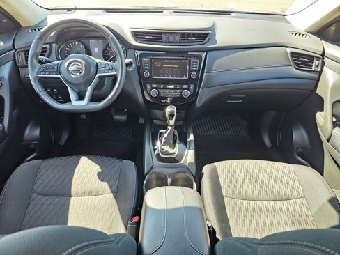 Used 2019 Nissan Rogue SV image 10