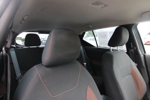 Used 2023 Nissan Kicks SR image 21
