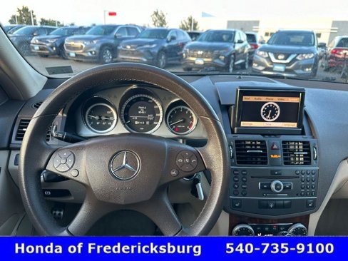 Used 2011 Mercedes-Benz C 300 Sport image 17