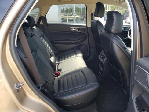 Used 2020 Ford Edge SEL w/ Convenience Package image 18