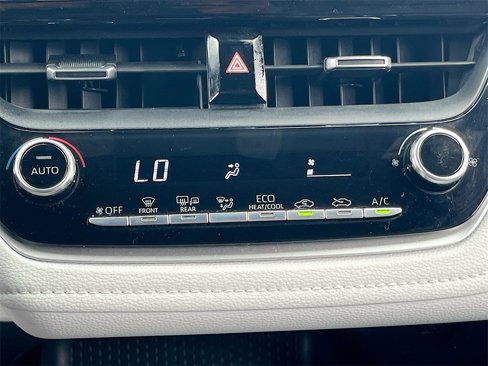 Used 2020 Toyota Corolla SE image 15