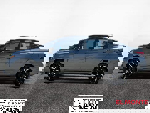 New 2025 Nissan Versa SR image 2