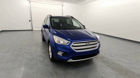 Used 2018 Ford Escape SE w/ SE Sync 3 Package image 2