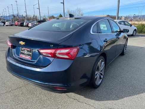 Used 2022 Chevrolet Malibu LT image 3