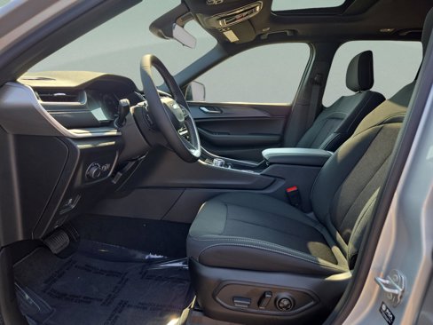 New 2025 Jeep Grand Cherokee Laredo X image 14