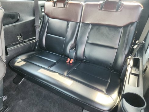Used 2020 Ford Explorer Platinum w/ Premium Technology Package image 17