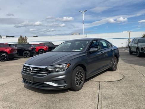 Used 2021 Volkswagen Jetta S image 3