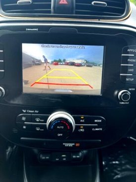 Used 2018 Kia Soul + image 15