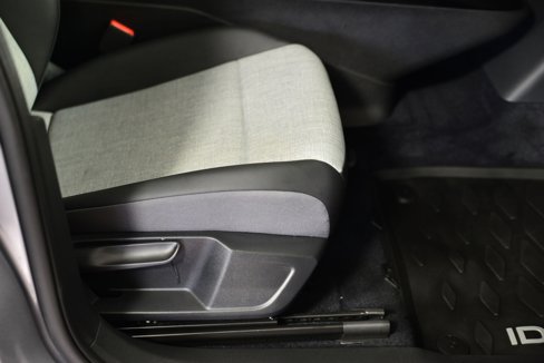 Used 2024 Volkswagen ID.4 2WD image 10
