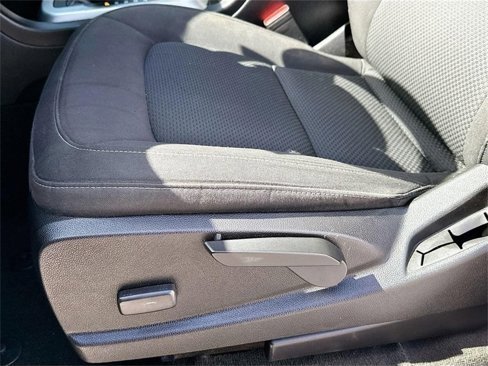 Used 2018 Chevrolet Colorado LT image 18