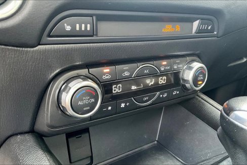 Used 2018 MAZDA CX-5 Touring w/ Preferred Equipment Package image 29
