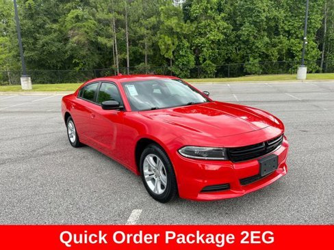 Used 2023 Dodge Charger SXT image 2