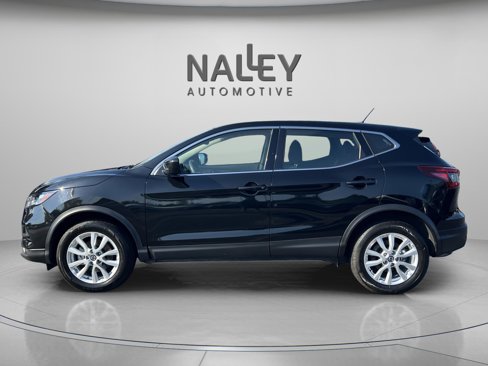 Used 2022 Nissan Rogue Sport S image 2
