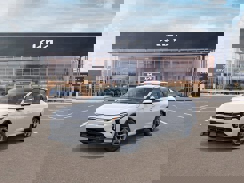 New 2025 Kia K4 LXS image 1