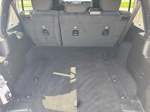 Used 2024 Jeep Wrangler Unlimited Rubicon 4xe image 23