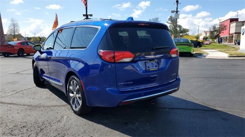 Certified 2019 Chrysler Pacifica Limited w/ Tire & Wheel Group image 2