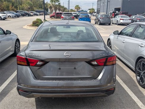 Certified 2024 Nissan Altima 2.5 SV image 2