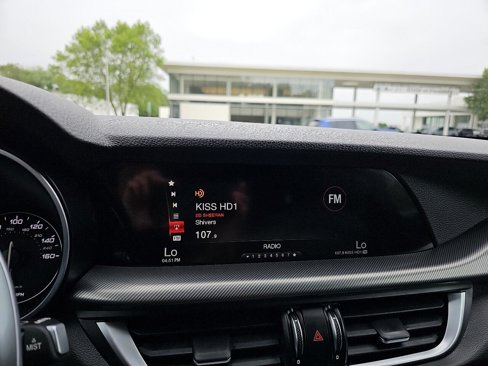 Used 2018 Alfa Romeo Stelvio Ti Sport image 64