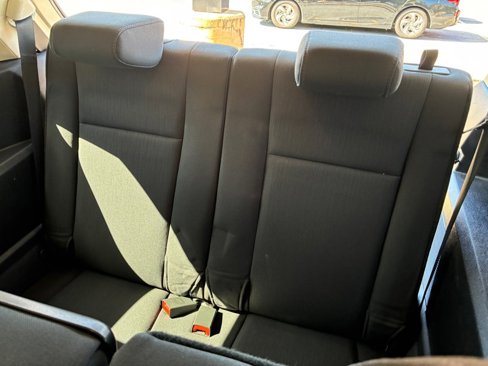 Used 2010 Dodge Journey SXT w/ Flexible Seating Group image 14