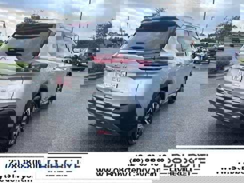 Used 2023 Nissan Rogue SL image 5